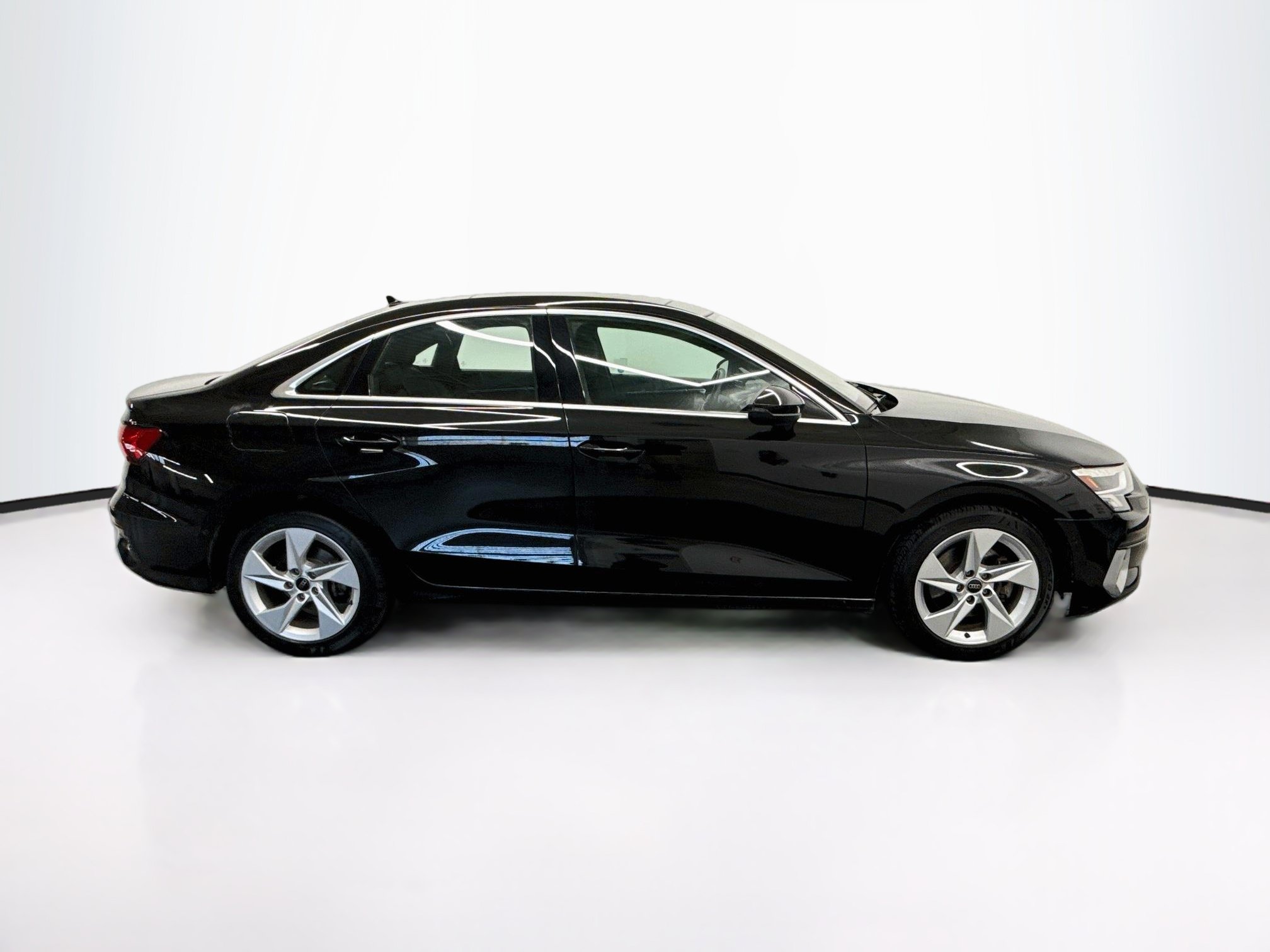Used 2024 Audi A3 2.0T Premium FWD image 10