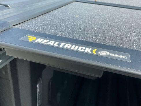 Used 2025 RAM 1500 Limited AWD/4WD image 17