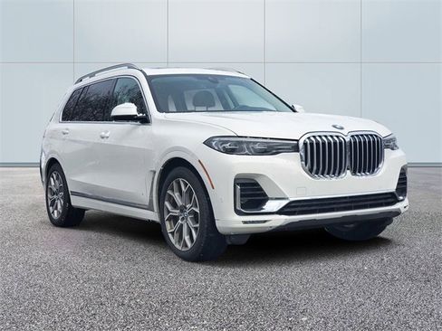 Used 2020 BMW X7 xDrive40i w/ Premium Package image 3