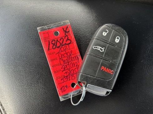 Used 2021 Dodge Challenger SXT image 49