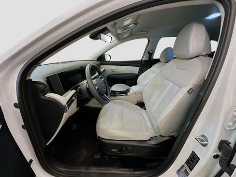 Used 2025 Hyundai Tucson SEL AWD/4WD image 13