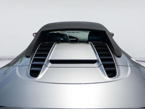 Used 2015 Audi R8 V10 AWD/4WD image 23