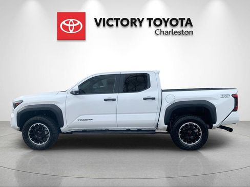 New 2026 Toyota Tacoma TRD Off-Road AWD/4WD image 2