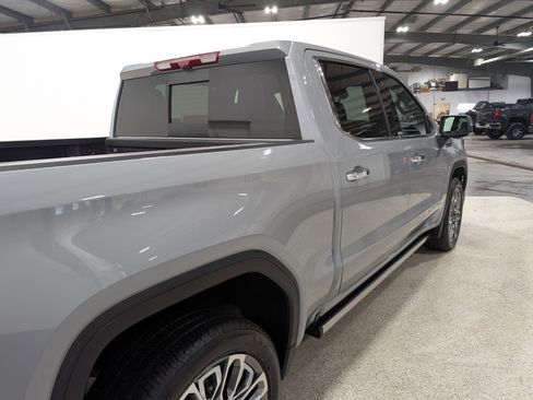 Used 2025 GMC Sierra 1500 Denali Ultimate AWD/4WD image 3