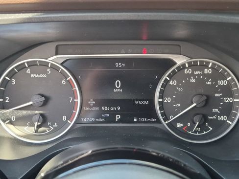 Used 2022 Nissan Rogue SV AWD/4WD image 18