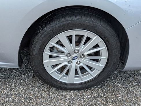 Used 2018 Subaru Impreza 2.0i Premium w/ Eyesight & BSD & Rcta AWD/4WD image 16