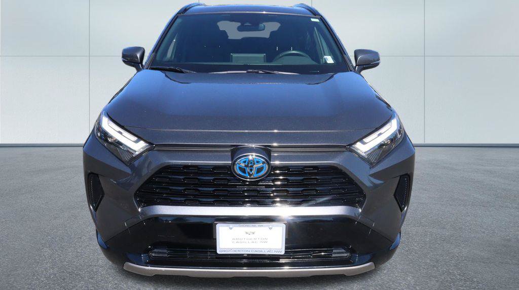 Used 2023 Toyota RAV4 SE w/ Convenience Package AWD/4WD image 12