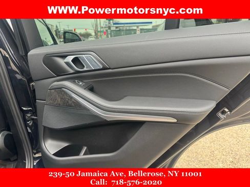 Used 2022 BMW X5 xDrive40i w/ M Sport Package image 23