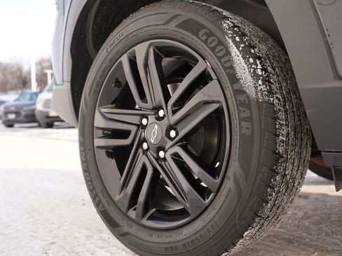 Used 2024 Chevrolet Trax ACTIV w/ Driver Confidence Package image 29