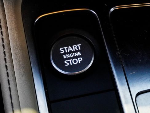 Used 2023 INFINITI QX60 Luxe w/ Vision Package image 32