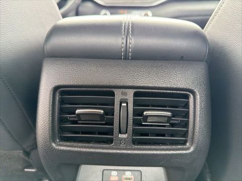 Used 2025 Nissan Altima 2.5 SL FWD image 14