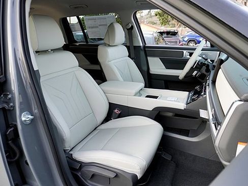 New 2026 Hyundai Santa Fe SEL image 16