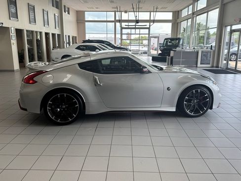 Used 2015 Nissan 370Z NISMO RWD image 45