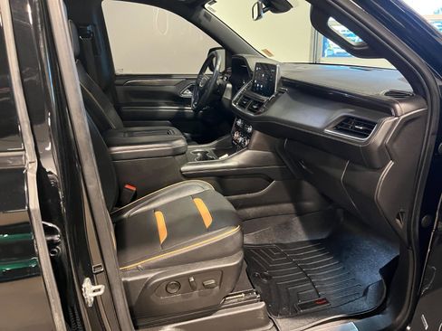 Used 2022 GMC Yukon XL AT4 image 38