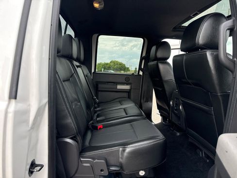 Used 2016 Ford F250 Lariat w/ Lariat Ultimate Package AWD/4WD image 34