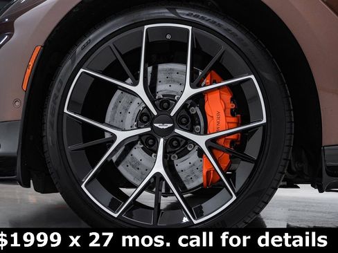 Used 2025 Aston Martin DBX 707 image 4