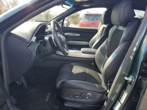 Used 2023 Genesis GV70 2.5T w/ Sport Prestige Package image 14