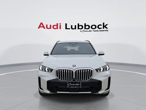 Used 2026 BMW X5 sDrive40i w/ M Sport Package RWD image 3