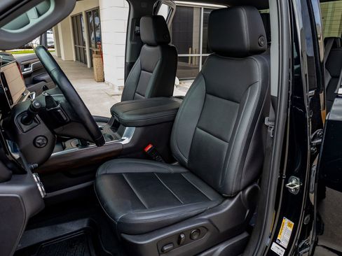 Used 2023 GMC Sierra 1500 SLT w/ SLT Premium Package image 28