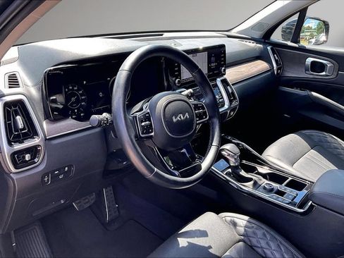 Used 2022 Kia Sorento SX Prestige AWD/4WD image 18