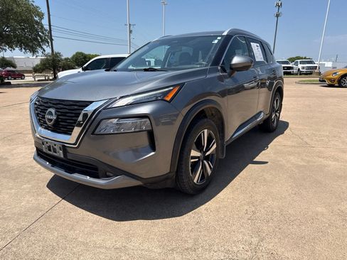 Used 2022 Nissan Rogue SL FWD image 3