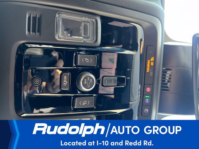 Used 2026 GMC Yukon Elevation RWD image 12