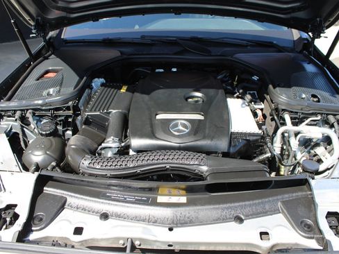 Used 2019 Mercedes-Benz E 300 w/ Premium 1 Package image 29