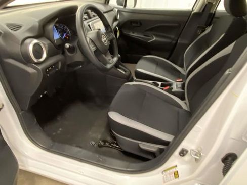 New 2025 Nissan Versa S w/ Trunk Package image 12