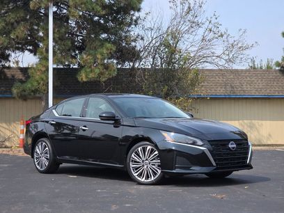 New 2025 Nissan Altima 2.5 SL