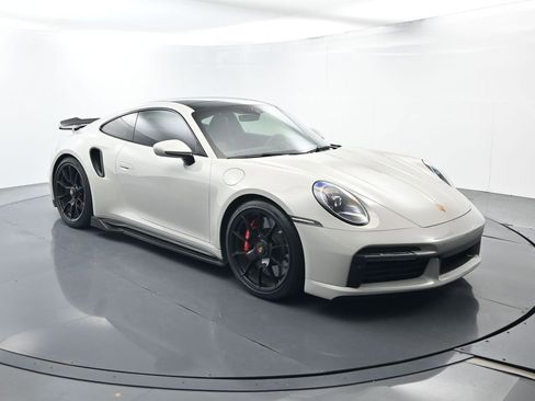 Certified 2022 Porsche 911 Turbo AWD/4WD image 17