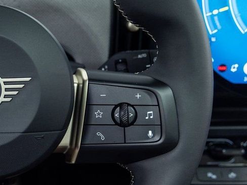 Certified 2025 MINI Cooper S image 18