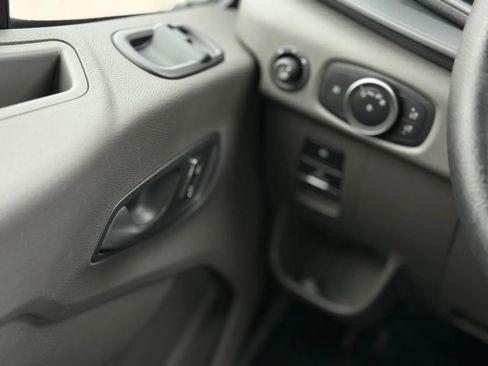 Used 2024 Ford Transit 350 XL image 30