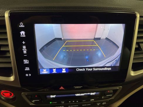 Used 2018 Honda Pilot EX-L image 12