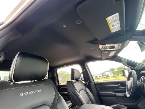 Used 2025 RAM 1500 Laramie w/ Night Edition AWD/4WD image 14