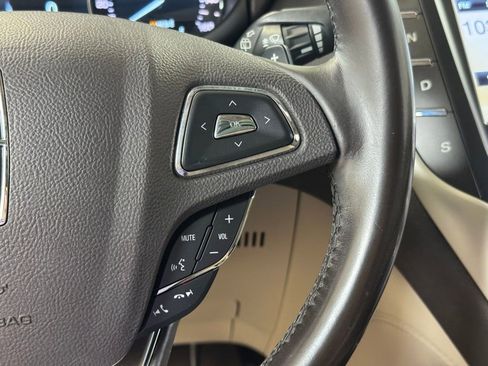 Used 2017 Lincoln MKC Reserve image 36