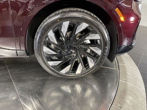 New 2024 Lincoln Nautilus Reserve w/ Equipment Group 202A image 45