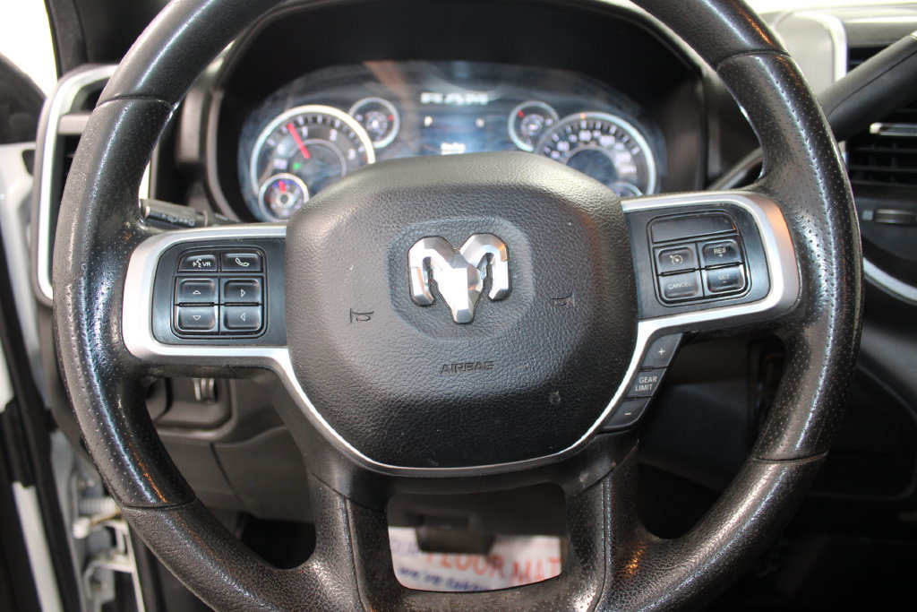 Used 2022 RAM 2500 Big Horn AWD/4WD image 30