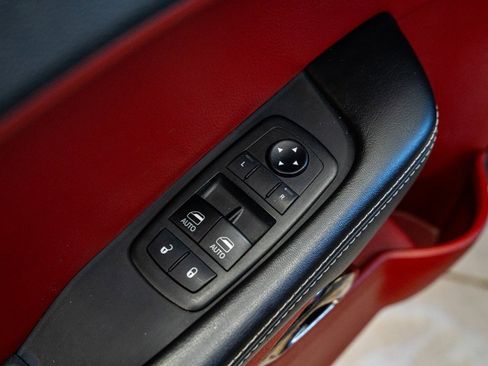 Used 2019 Dodge Challenger SRT Hellcat Redeye image 32