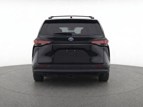 Used 2023 Toyota Sienna XLE Woodland Edition AWD/4WD image 3