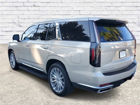 Certified 2023 Cadillac Escalade Premium Luxury w/ Performance Package image 2