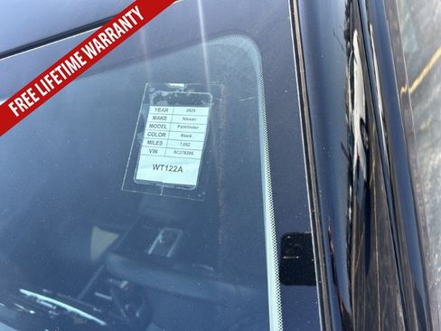 Used 2025 Nissan Pathfinder SL AWD/4WD image 28