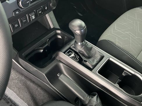 Used 2022 Toyota Tacoma TRD Sport w/ Technology Package RWD image 25