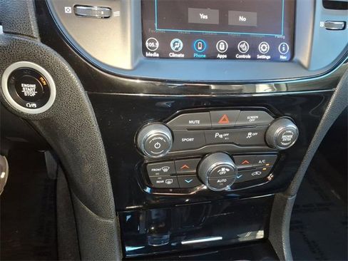 Used 2023 Chrysler 300 S image 21