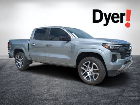 Used 2024 Chevrolet Colorado Z71 w/ Z71 Convenience Package 2 AWD/4WD image 1