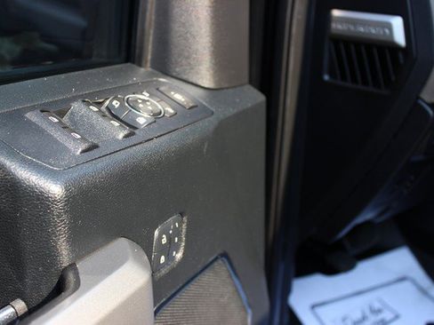 Used 2018 Ford F250 Platinum w/ FX4 Off-Road Package AWD/4WD image 8