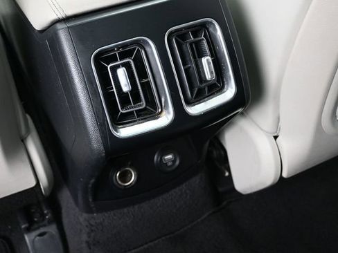 Used 2023 Kia Sorento EX w/ Panoramic Sunroof Package image 28