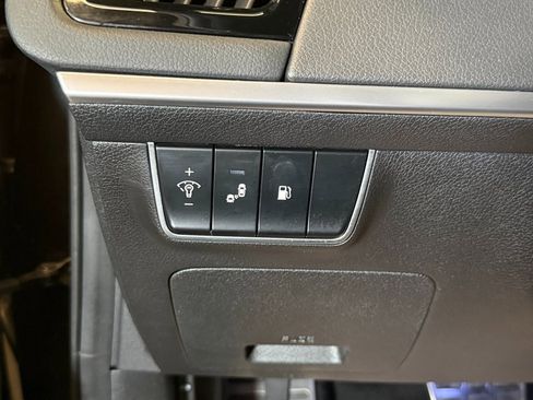 Used 2020 Kia Stinger GT-Line image 17