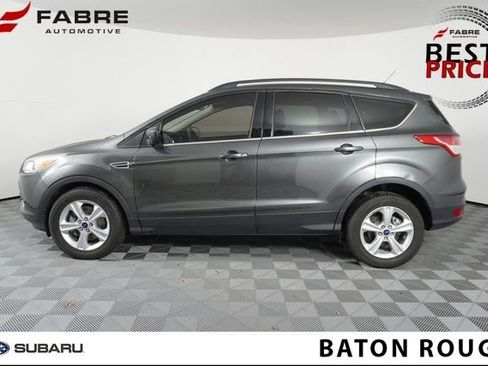 Used 2015 Ford Escape SE w/ Equipment Group 201A image 4