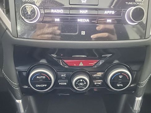 Used 2019 Subaru Forester Touring image 31