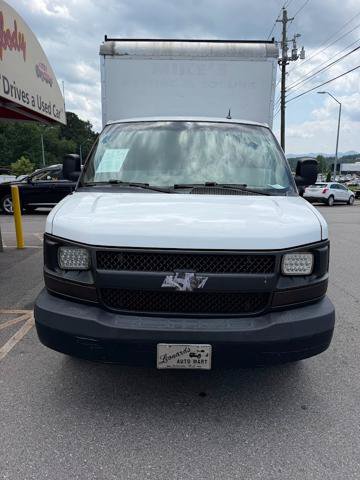 Used 2015 Chevrolet Express 3500 RWD image 3